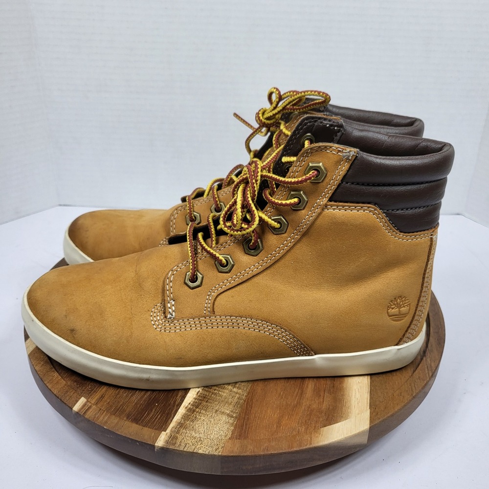 Timberland Kiri Up Chukka Women 7.5 Wheat Good Leather A1KLZ Sneaker Boot